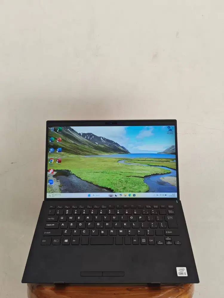 SONY VAIO i5 Gen 10 RAM 8GB SSD 256GB NVMe 14 FHD Windows 11 Pro