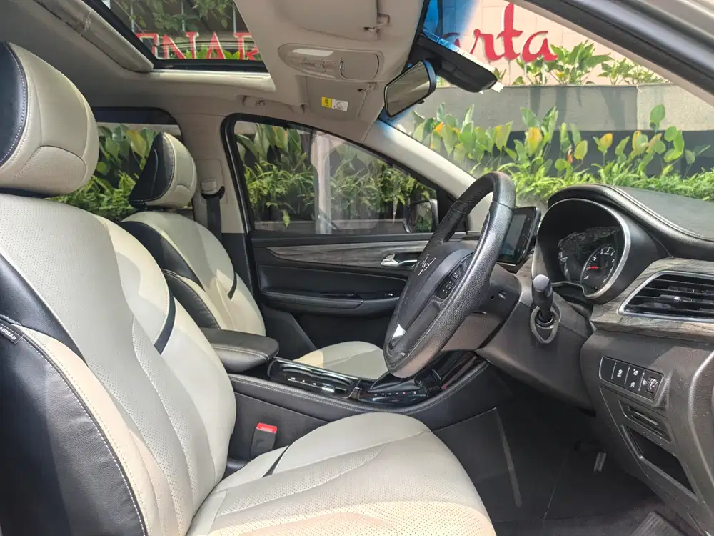 (KM40000)WULING CORTEZ 1.5 AT EX LUX NIK 2022 SUNROOF CAPTAIN SEAT