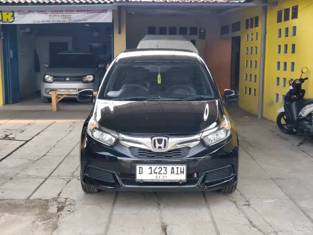 Honda mobilio S manual 2020