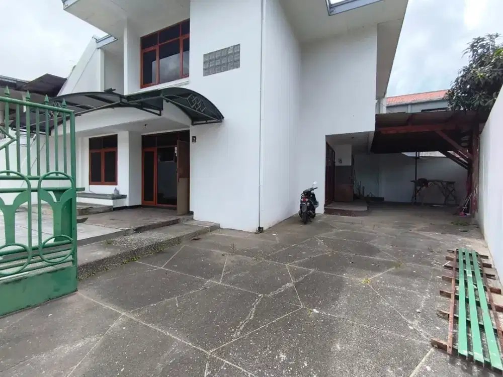 Dijual rumah di daerah Dadali Bandung