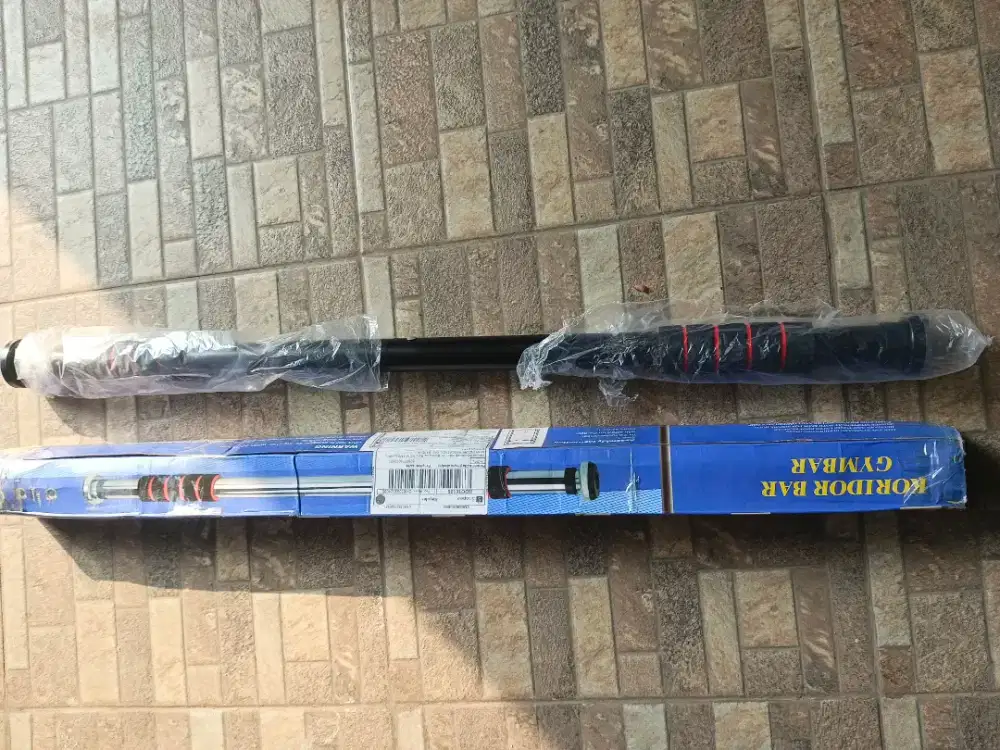 Pull up bar 90-130 cm