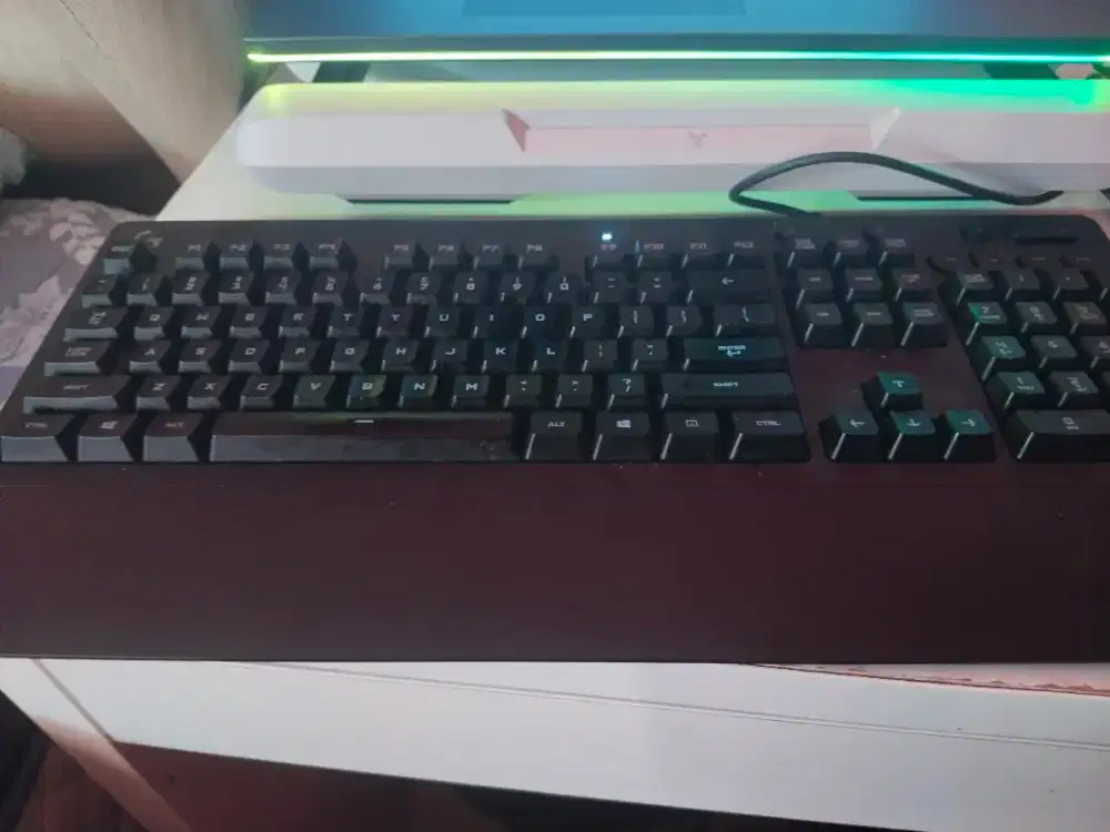 Dijual keyboard Logitech G213 Dan pendingin laptop model BSI