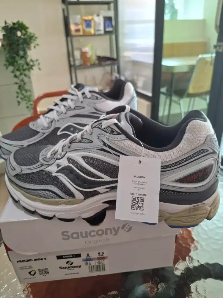 Sepatu Saucony life style