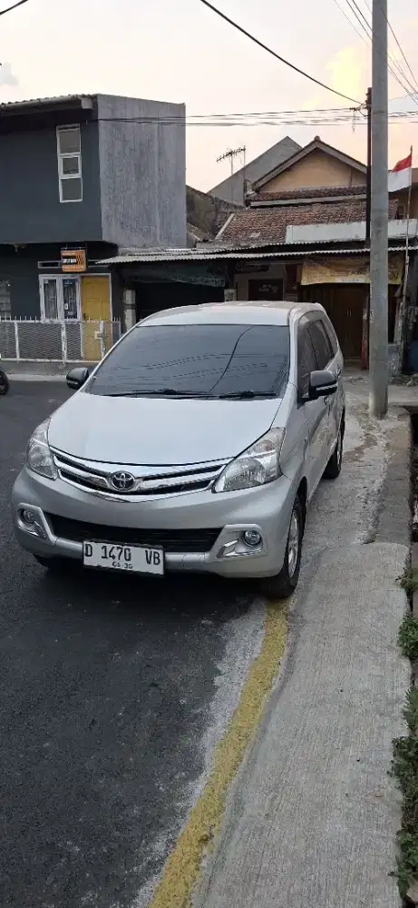 Toyota  Avanza G 2015
KM low 76 rb