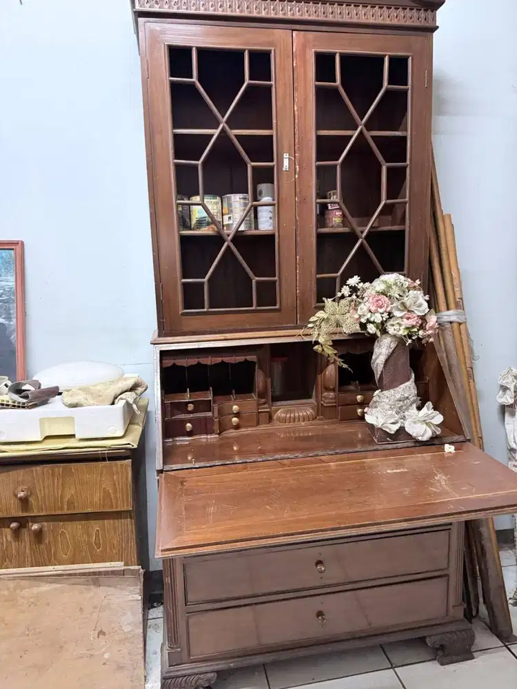 DIJUAL LEMARI DAN MEJA BELAJAR JATI