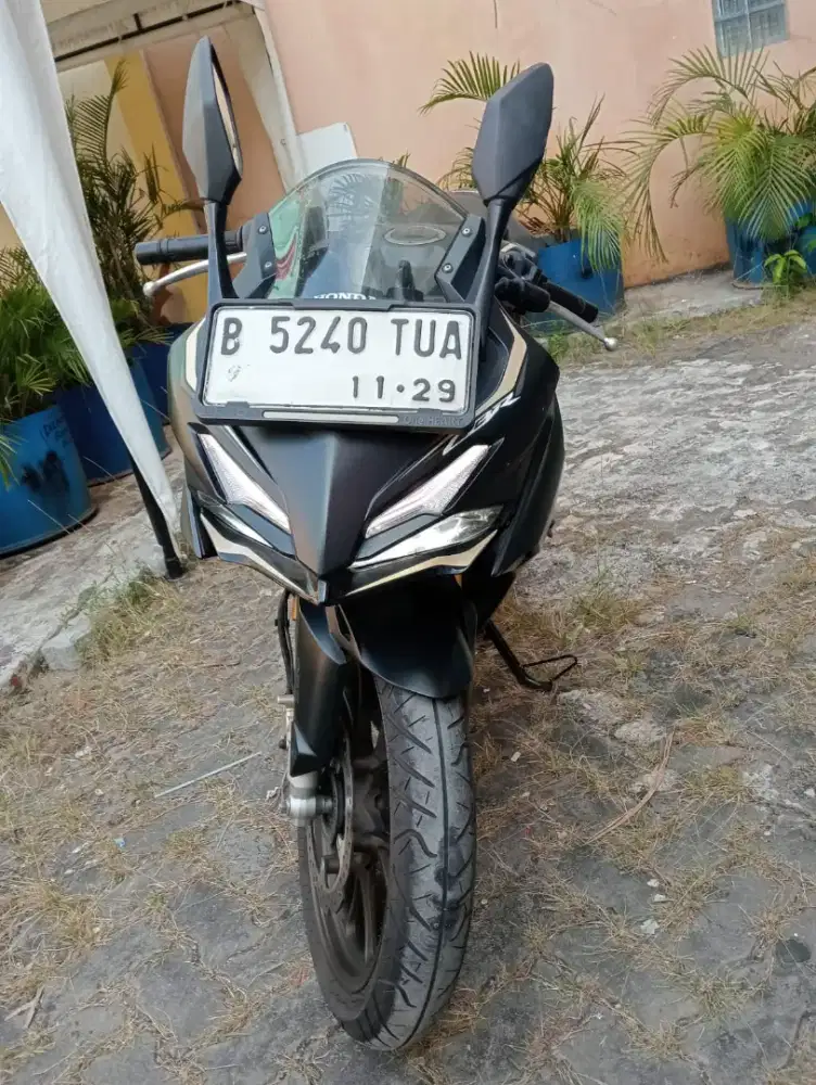 Promo DP 300 Honda CBR 150 R Tahun 2023