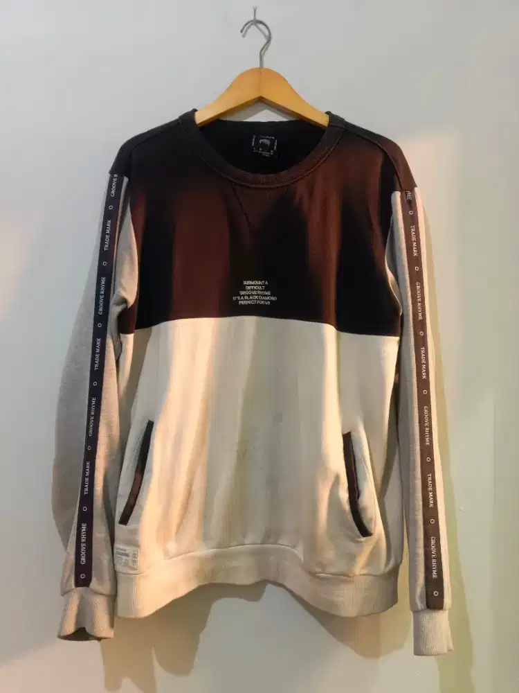 Groove Rhyme Color Block Sweatshirt Street Fashion