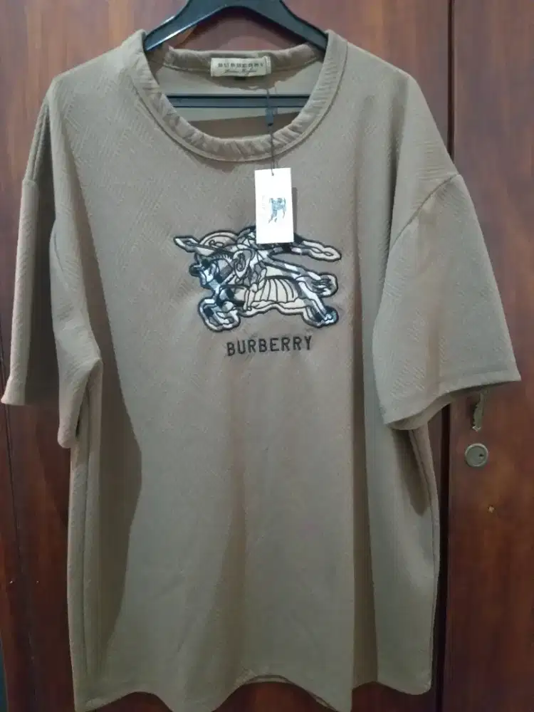 Kaos Burberry XL
