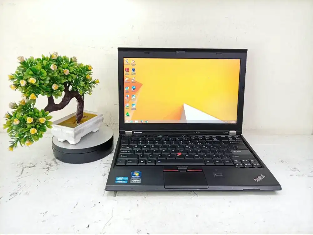 JUAL Notebook Lenovo Thinkpad X220 i5-2450M/4gb/320gb/12,5inci