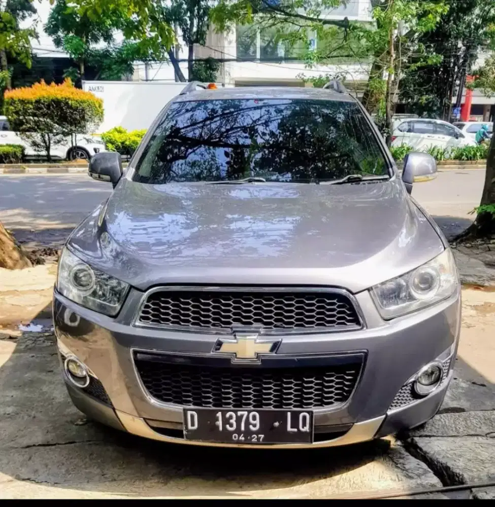 CHEVROLET CAPTIVA 2.0 AT SOKAR 2011 Mulus