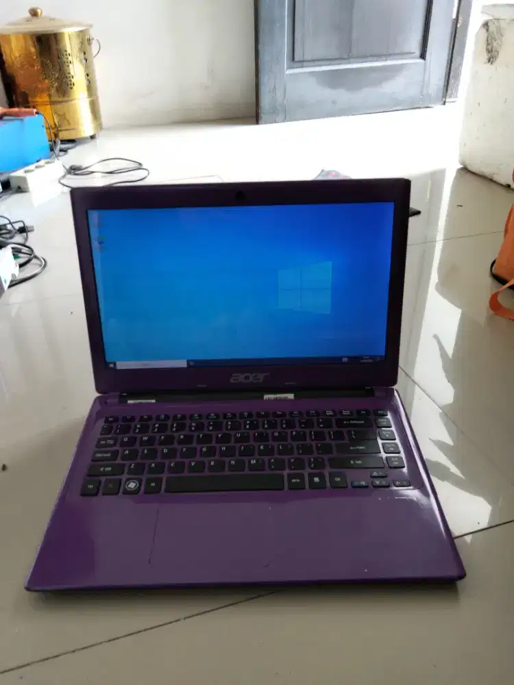 Jual cepat laptop Acer core i3