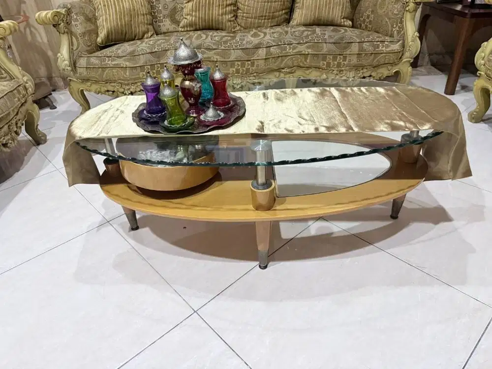 DIJUAL CEPAT MEJA DAN MEJA DAPUR SET