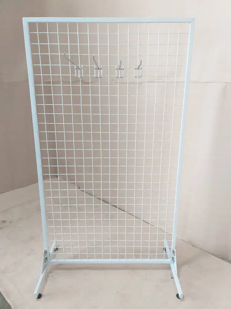BACKMASH DISPLAY + KAKI T. 150 CM HARGA MURAH BEBAS CUSTOM SIAP KIRIM