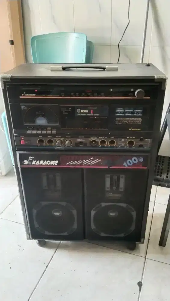 Tens stereo karaoke radio tape recorder model CKE 6660N1