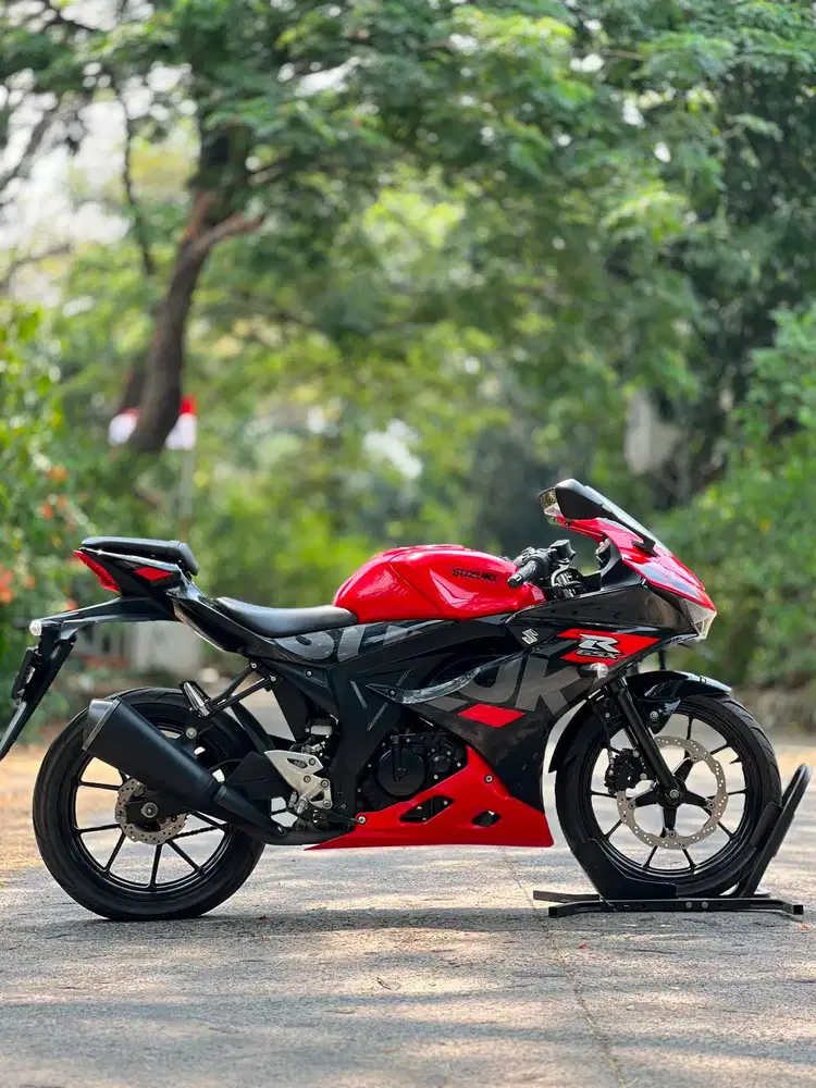 SUZUKI GSX R150 2023 MERAH KM 6K PAJAK PANJANG TANPA PR