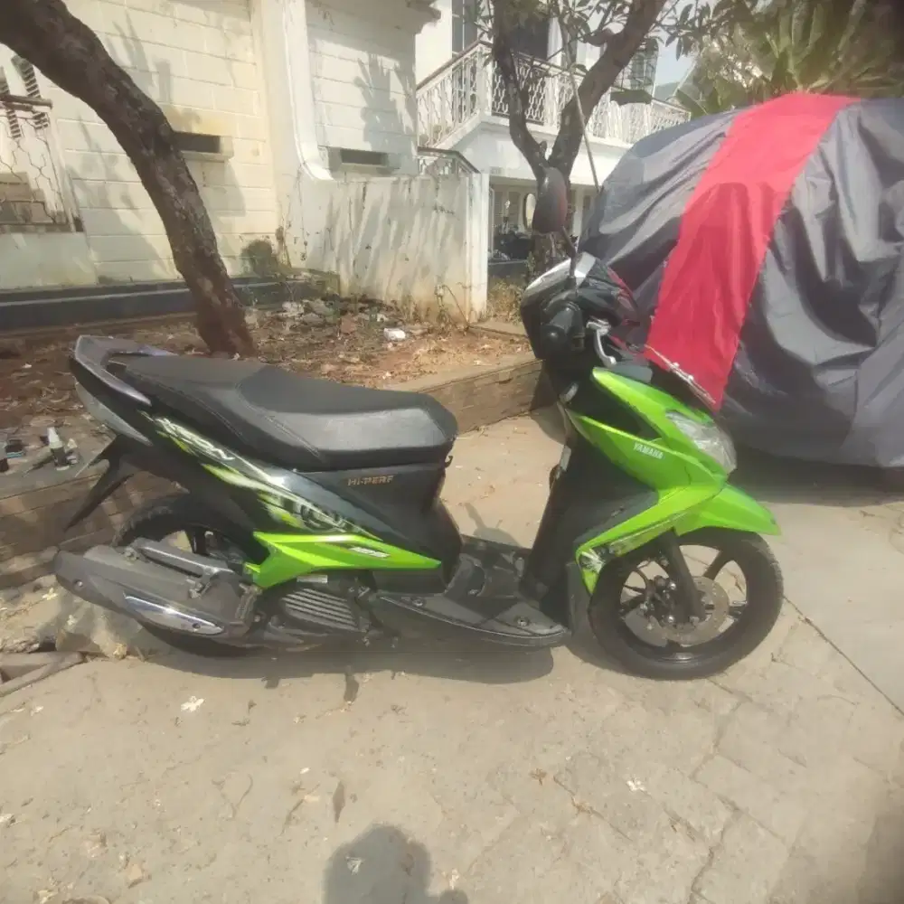 Yamaha xeon karbu 2012
