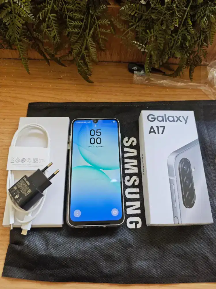 Samsung A17 NFC 4/128GB Fullshet Pemakaian 20 Hari