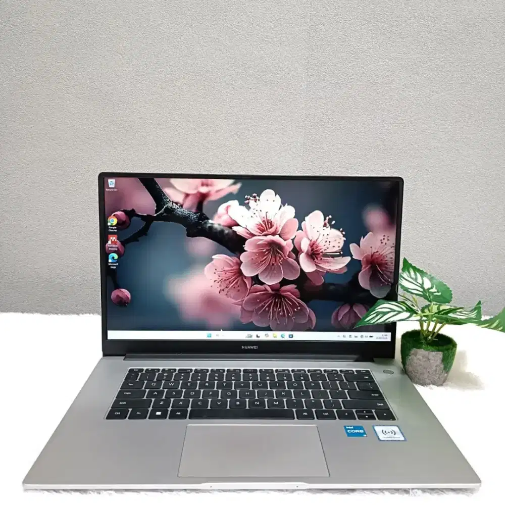 HUAWEI MATEBOOK D15 CORE I3 1115G4 RAM 8GB SSD 256GB LAYAR 15.6 FHD