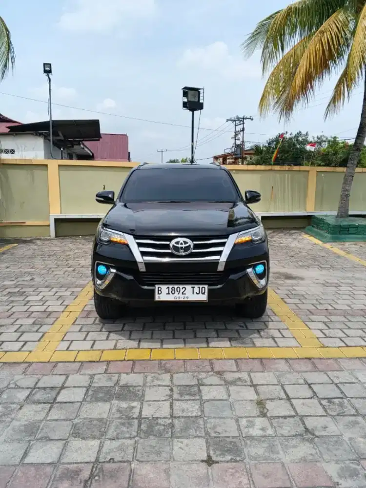 Dijual Fortuner VRZ NIK 2018, Pemakaian 2019