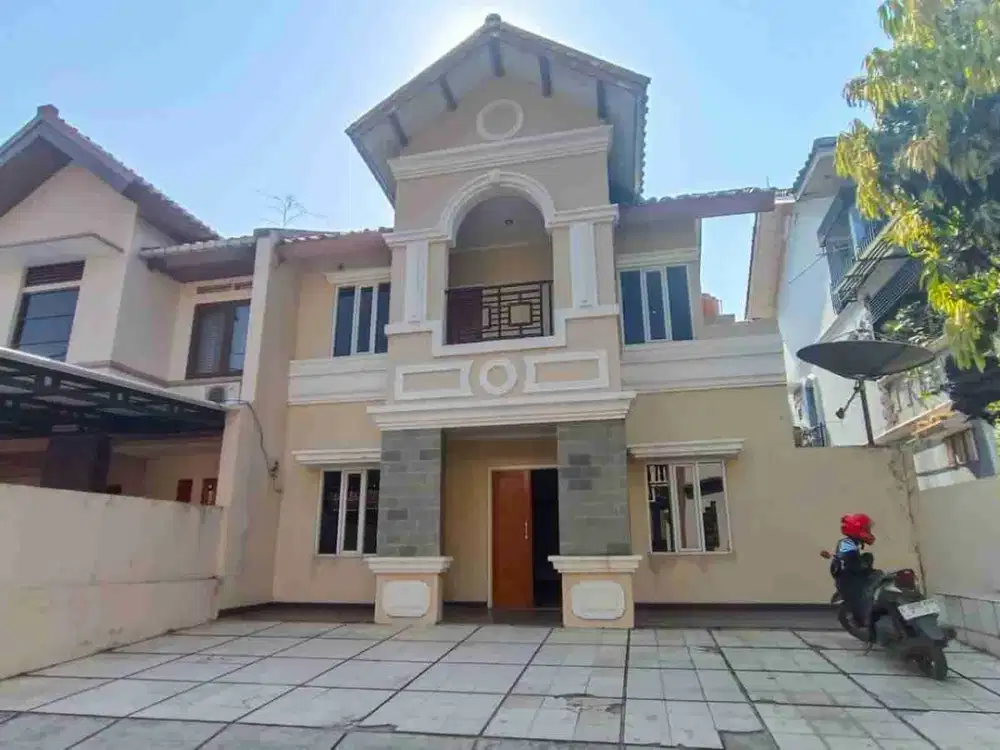 DIJUAL CEPAT DAN MURAH RUMAH MEWAH STRATEGIS SAMPING TOL BEKASI TIMUR KOTA BEKASI