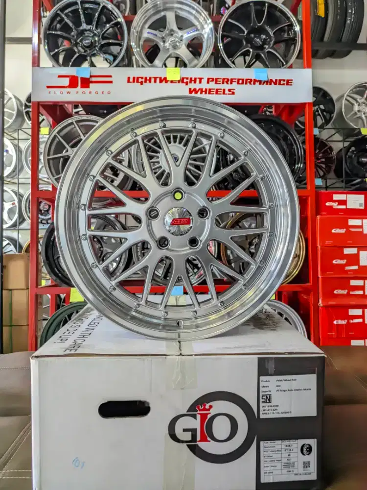 Velg bbs lm r18 5x114 lbr8 et40