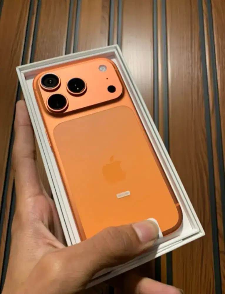 IPHONE 17 PRO 256 GB GARANSI IBOX - COSMIC ORANGE