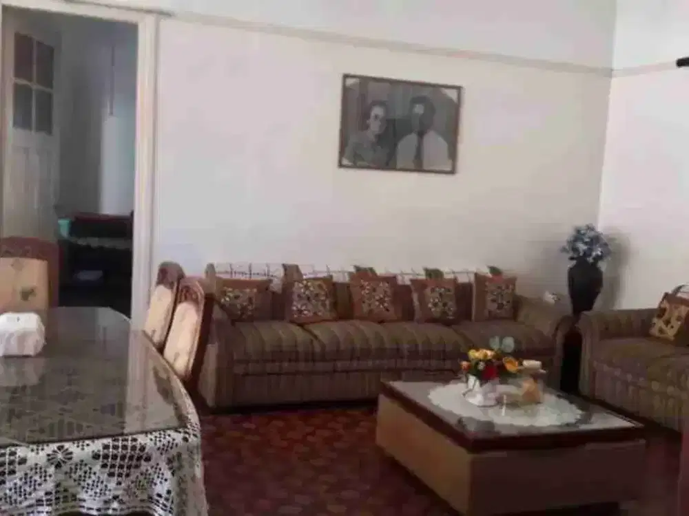 DIJUAL TEMPAT USAHA & RUMAH