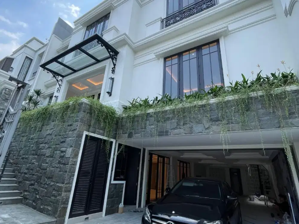 Rumah brandnew mewah Jaksel Kebayoran Baru, ada kolam renang dan lift