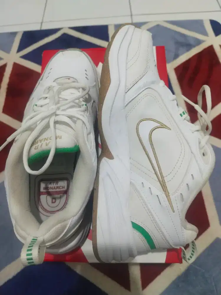 Dijual Sepatu Nike Air Monarch
