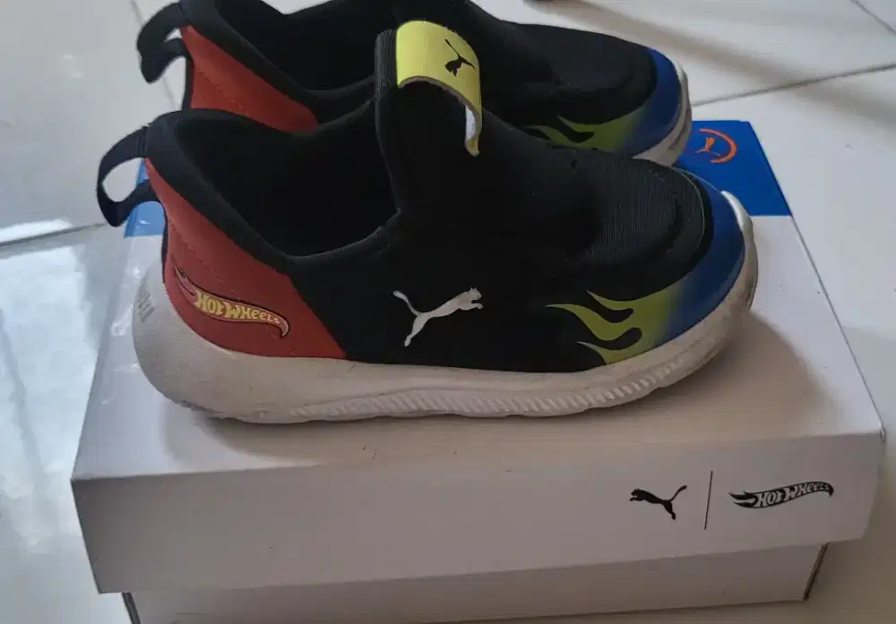 Sepatu Puma Hot Wheels