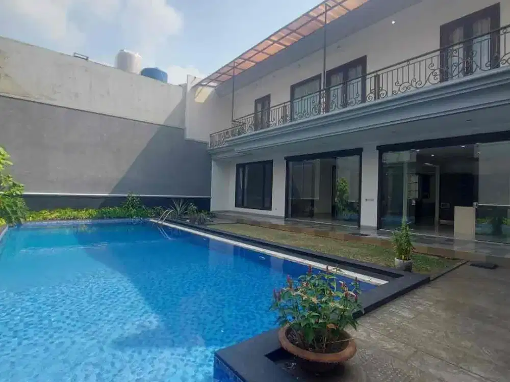 Rumah di jln niaga Pondok Indah Jakarta Selatan