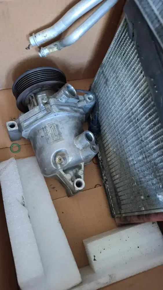 Bekas AC juke kompresor dll