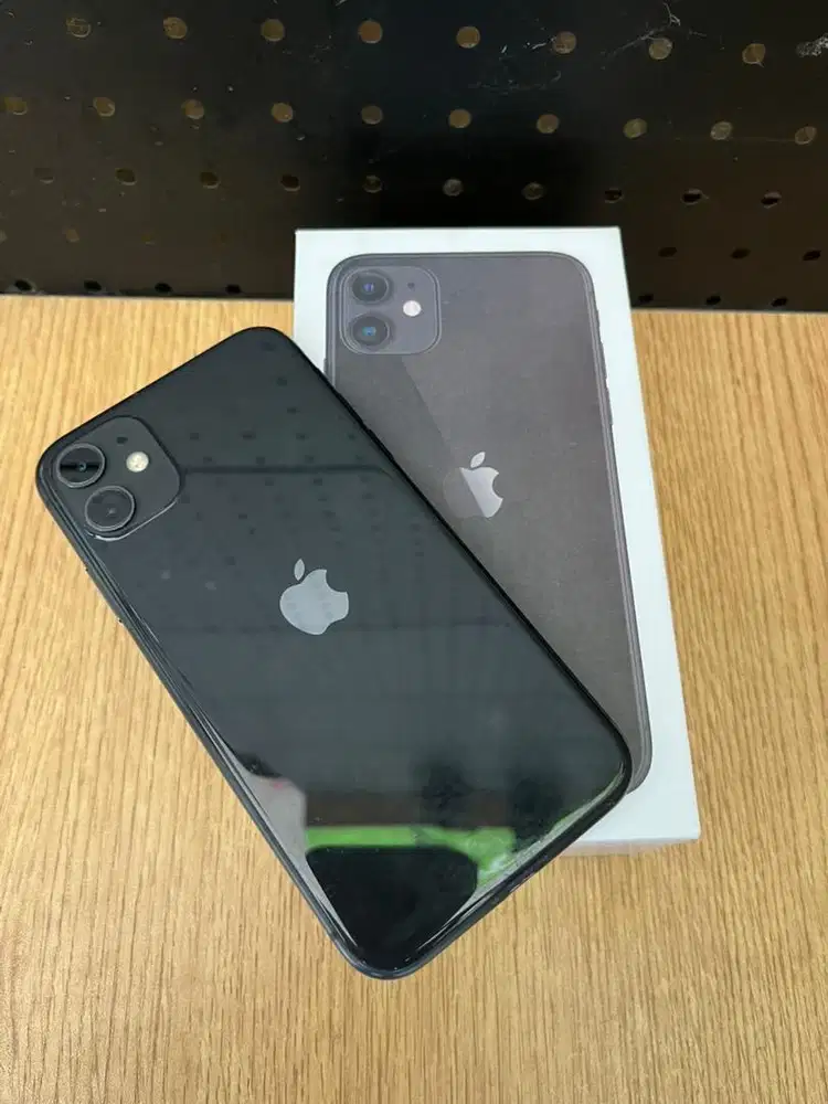 Iphone 11 64 gb black jaringan permanen