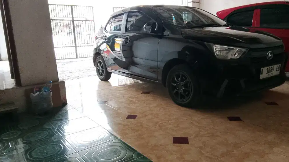 Daihatsu Ayla 1.0 MT Second Pontang