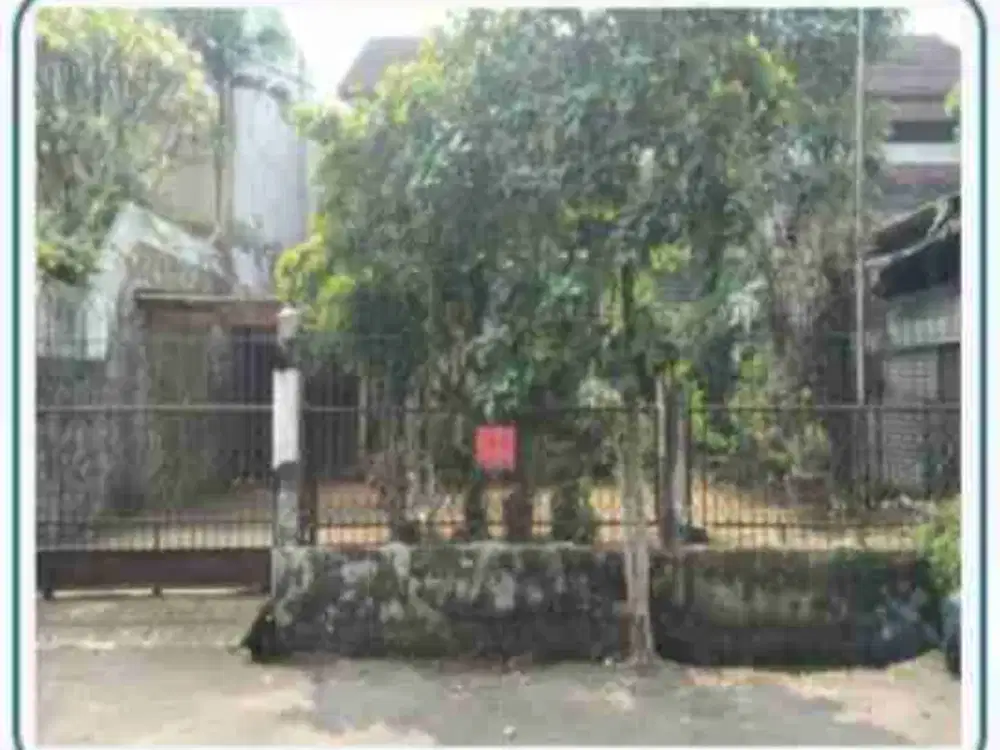 Rumah Luas dalam Komplek POLRI Jakarta Selatan