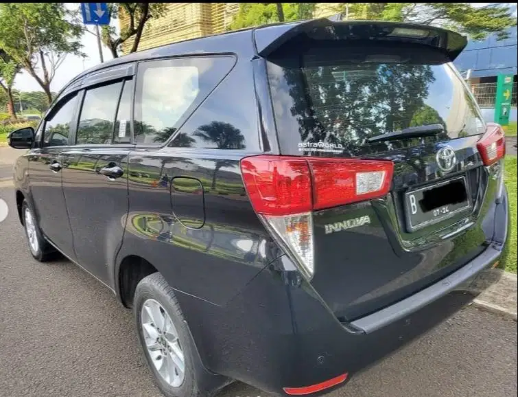 TOYOTA INNOVA TYPE V A/T BENSIN