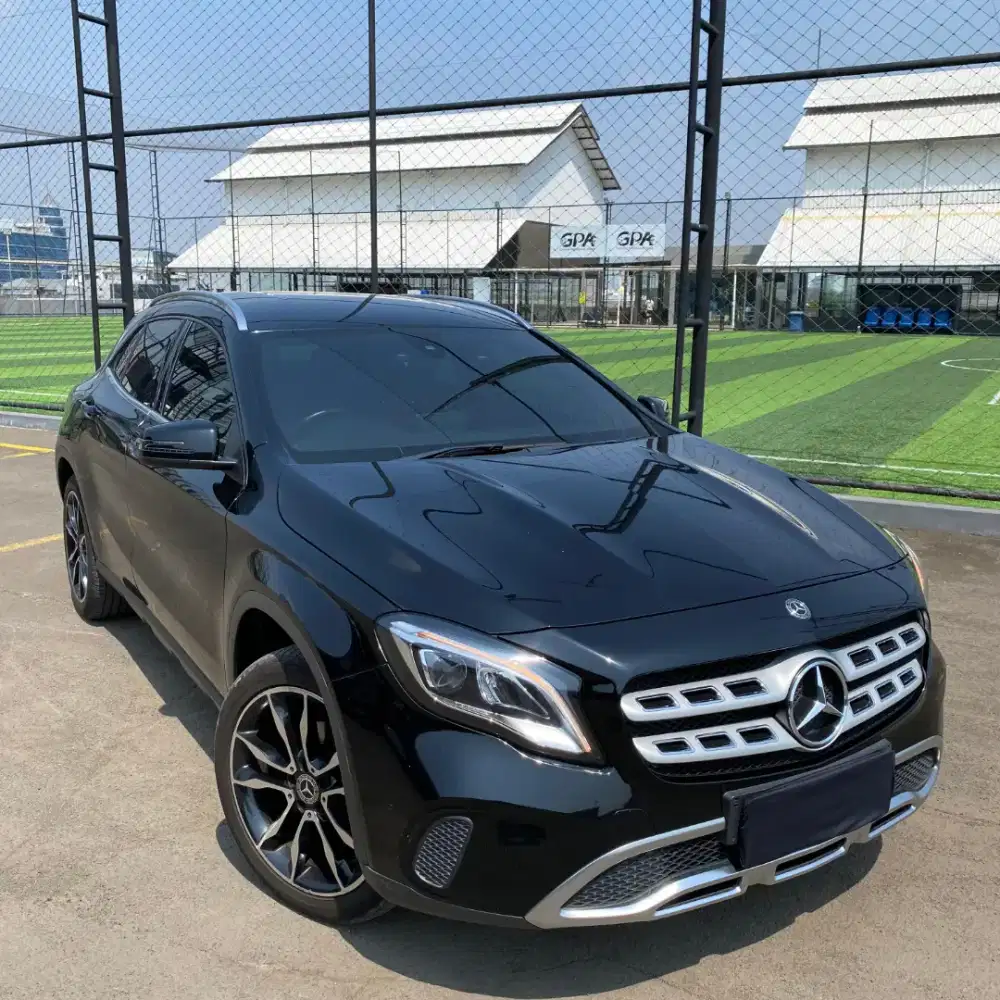 [FACELIFT] Mercedes Benz GLA200 2019 / 2020