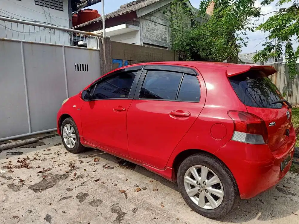 Toyota Yaris 2011 Bensin