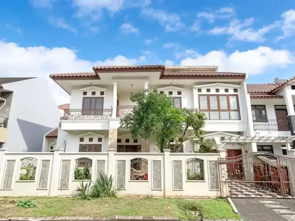 DIJUAL RUMAH EKSKLUSIF CITRA GRAND CIBUBUR | 3 LANTAI | DI BAWAH HARGA PASARAN