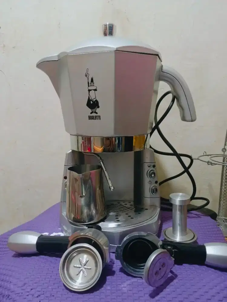Mesin kopi gilingan kopi dan esspreso