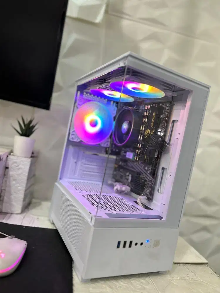 Komputer Amd Ryzen 3 3200G Ram 8Gb Ssd 256Gb Vga 2Gb Psu 450W Wifi