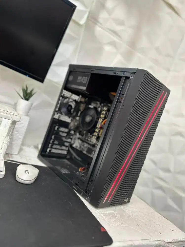 Komputer Amd Ryzen 3 3200G A320M Ram 8Gb Ssd 256Gb Vga 2Gb Wifi