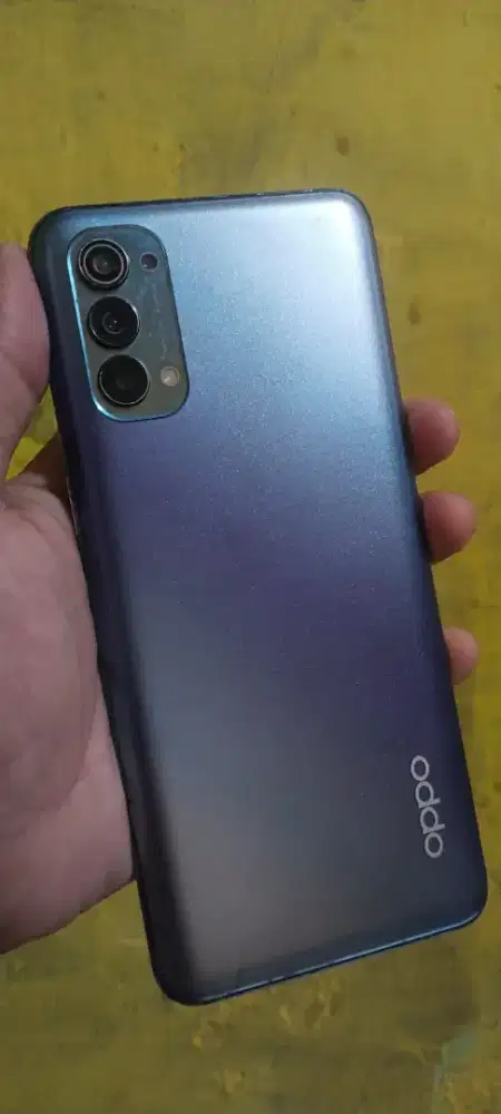 Oppo Reno 4..Ram 8/128..No MINUS KAMERA BENING..HP BATANGAN AJA