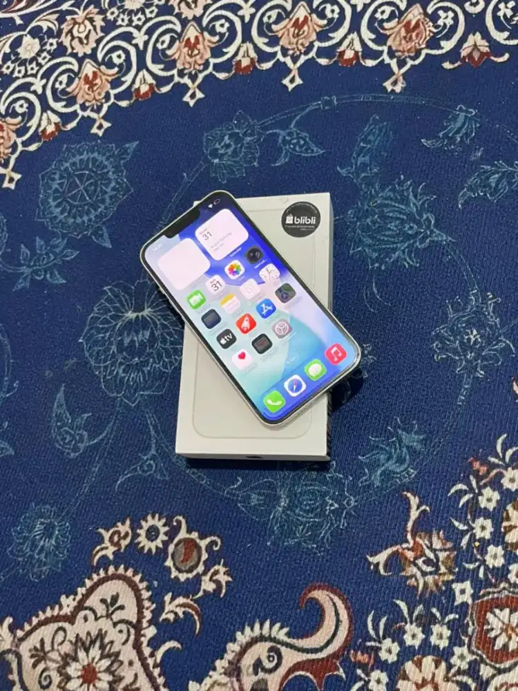 IPhone 13 128 gb ibox, White