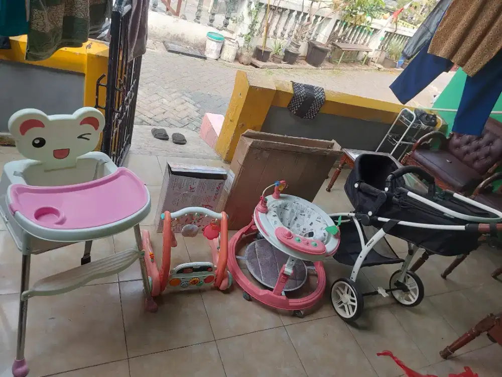 Perlengkapan anak terawat