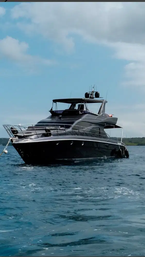 Yacht Private Trip Nusapenida