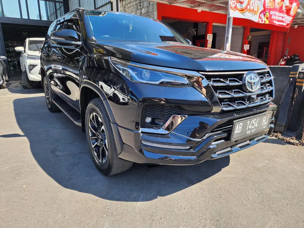 Fortuner GR 2.4 tahun 2021 Facelift matic diesel