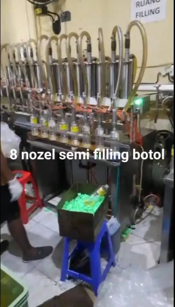 Mesin Filling Minyak Nozel 8 Botol + Kompressor