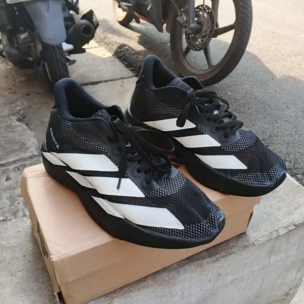 Sepatu Running Sport Adizero Evo SL