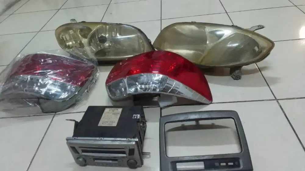 Stop lamp, Head lamp, head unit/tip radio vios 2003 ori